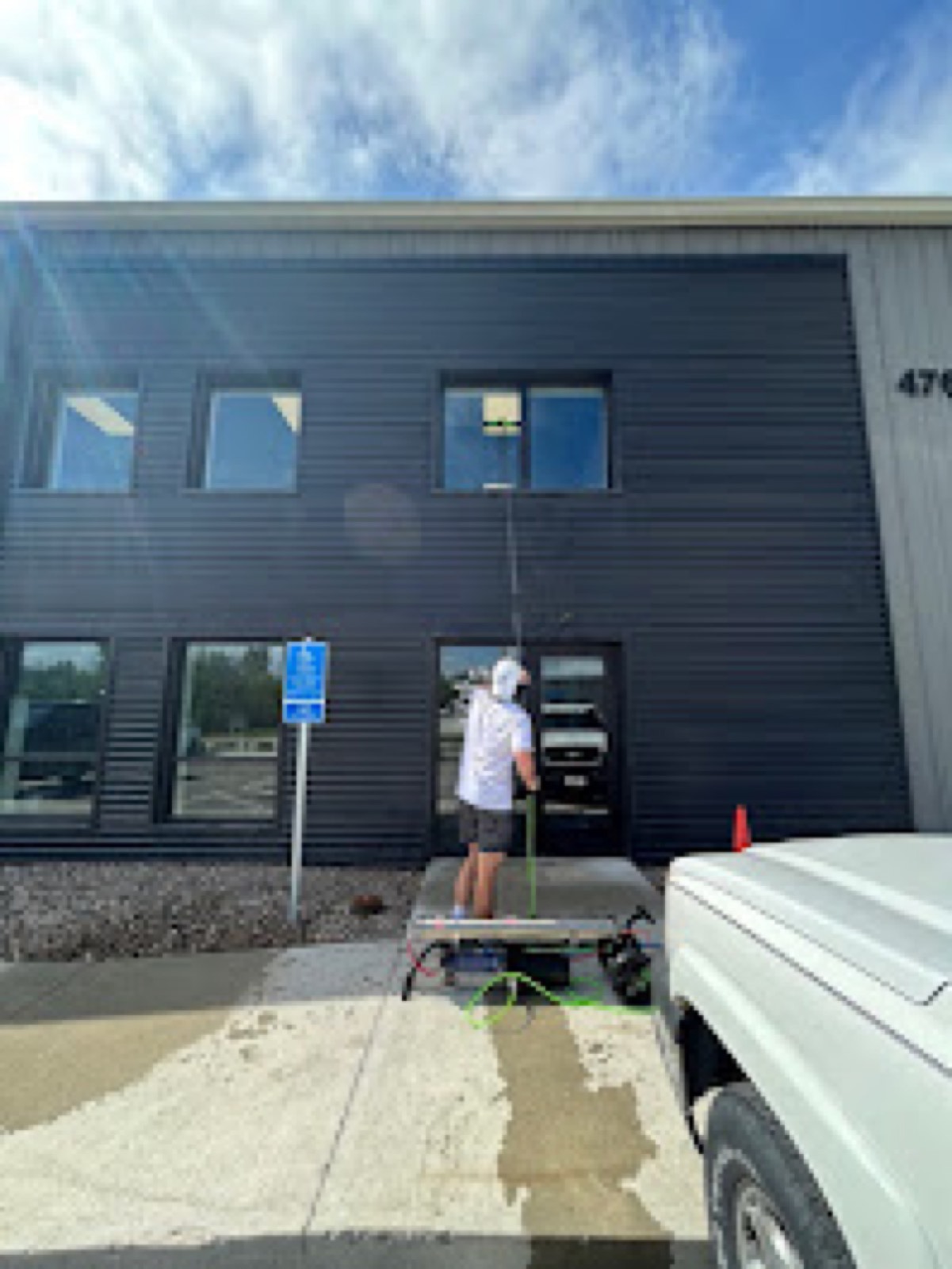 Exterior cleaning work